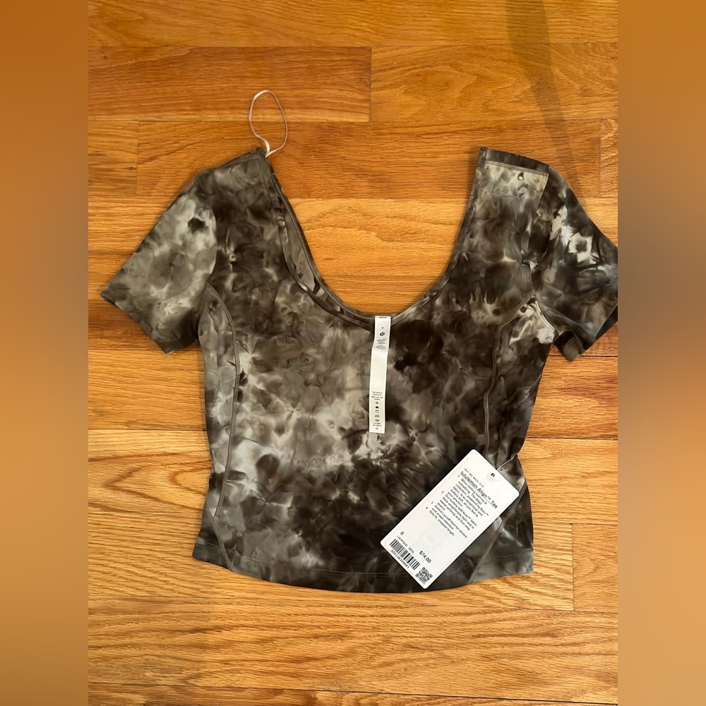 NWT Lululemon Align T-Shirt